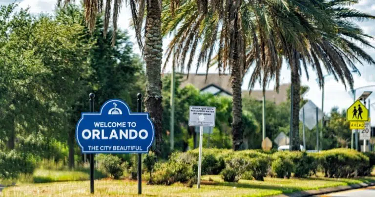 Job Hunt in the Sunshine State: Exploring Agencias de Empleo en Orlando